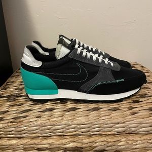 Nike Men's Daybreak Type N.354 DBreak